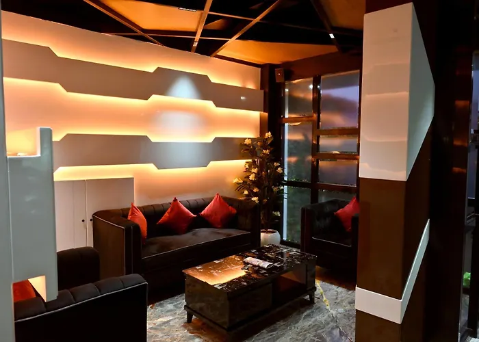 Hotel Trax International