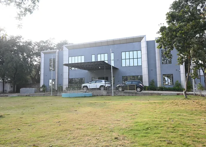 Mayfair Green Resort